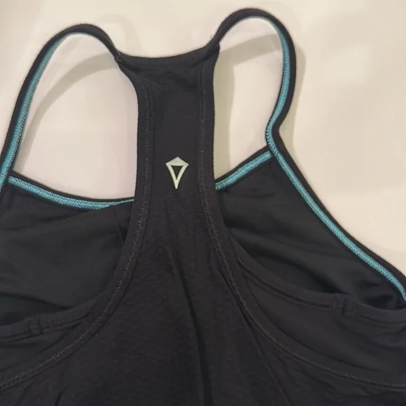 Ivivva girls take size 6 - Picture 3 of 5